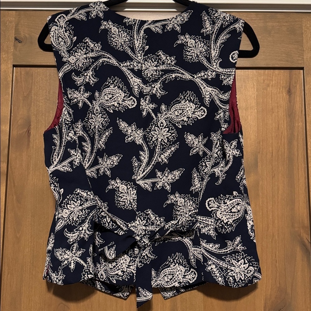 VTG Liz Claiborne Collection Womens M button down Paisley Vest Top Navy/Cream - Picture 2 of 8